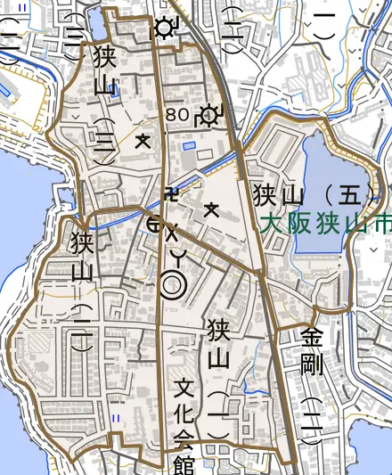 狭山とその周辺の地図。町の範囲を重ねている