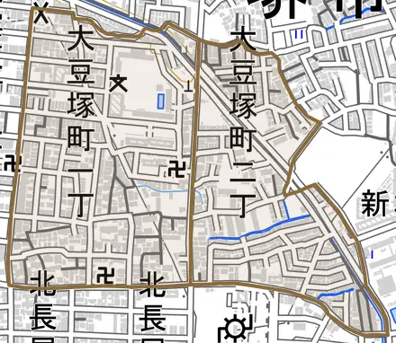 大豆塚町とその周辺の地図。町の範囲を重ねている