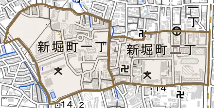 新堀町とその周辺の地図。町の範囲を重ねている