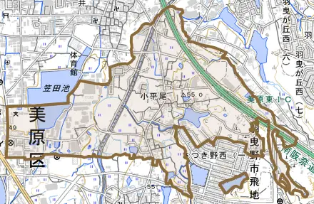 小平尾とその周辺の地図。町の範囲を重ねている