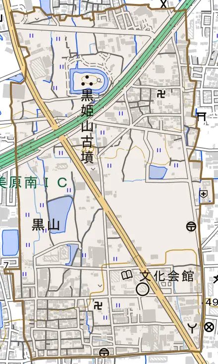 黒山とその周辺の地図。町の範囲を重ねている