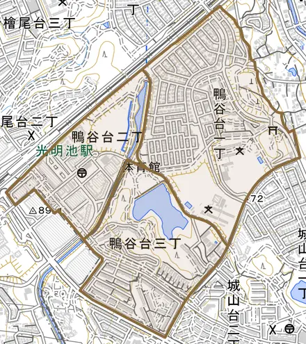 鴨谷台とその周辺の地図。町の範囲を重ねている