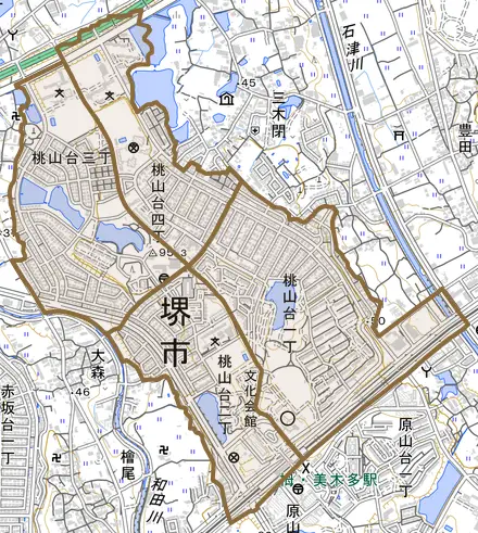 桃山台とその周辺の地図。町の範囲を重ねている