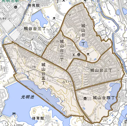 城山台とその周辺の地図。町の範囲を重ねている