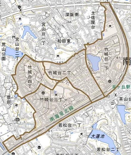 竹城台とその周辺の地図。町の範囲を重ねている