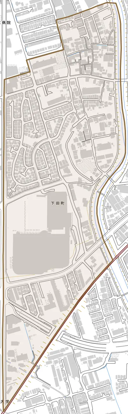 下田町とその周辺の地図。町の範囲を重ねている