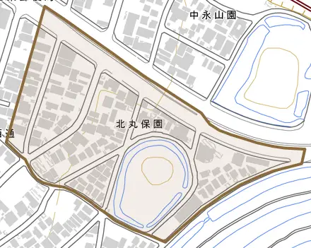 北丸保園とその周辺の地図。町の範囲を重ねている
