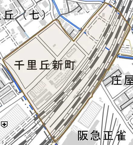 千里丘新町とその周辺の地図。町の範囲を重ねている