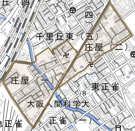 庄屋とその周辺の地図。町の範囲を重ねている