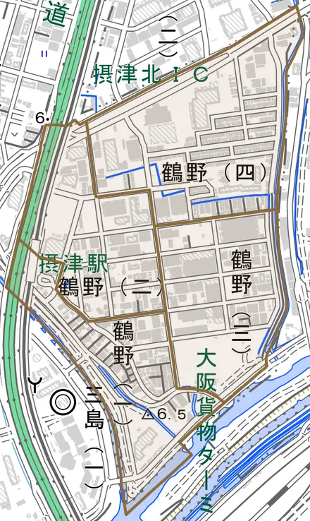 鶴野とその周辺の地図。町の範囲を重ねている