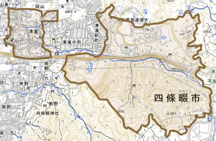 大字清瀧とその周辺の地図。町の範囲を重ねている