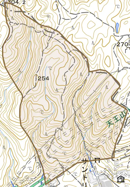 大字山崎とその周辺の地図。町の範囲を重ねている