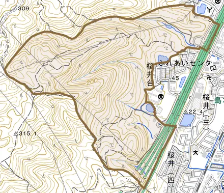 大字桜井とその周辺の地図。町の範囲を重ねている