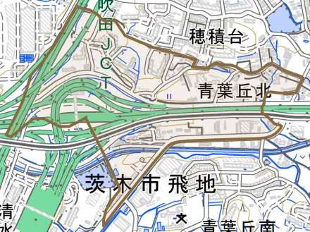 青葉丘北とその周辺の地図。町の範囲を重ねている