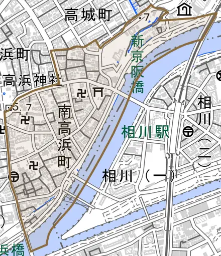 南高浜町とその周辺の地図。町の範囲を重ねている