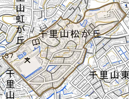 千里山松が丘とその周辺の地図。町の範囲を重ねている