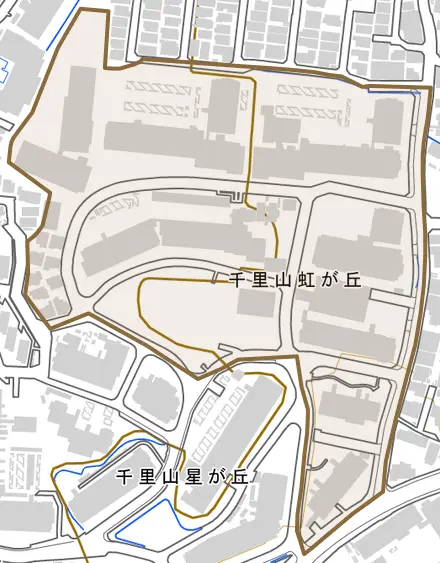 千里山虹が丘とその周辺の地図。町の範囲を重ねている