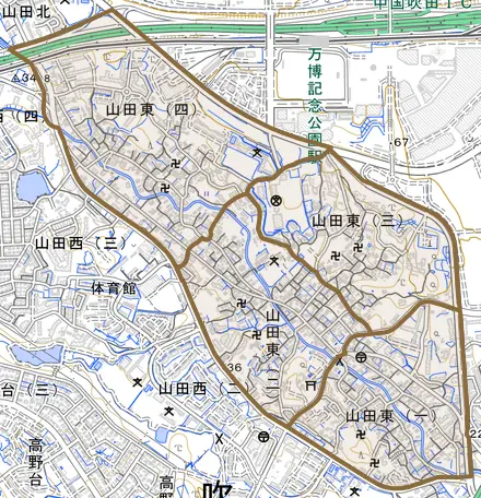 山田東とその周辺の地図。町の範囲を重ねている