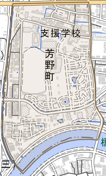 芳野町とその周辺の地図。町の範囲を重ねている
