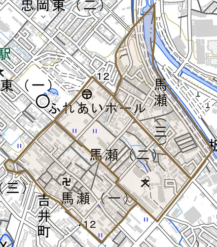 馬瀬とその周辺の地図。町の範囲を重ねている