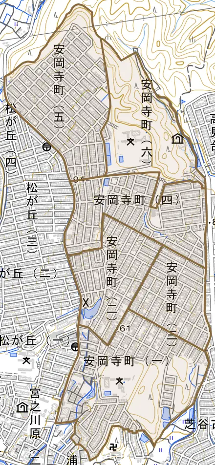 安岡寺町とその周辺の地図。町の範囲を重ねている
