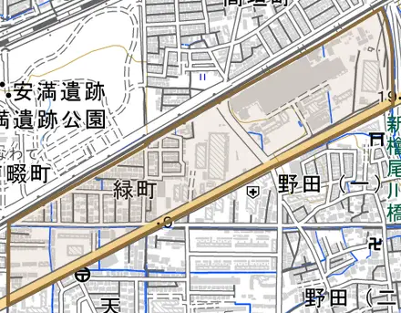 緑町とその周辺の地図。町の範囲を重ねている