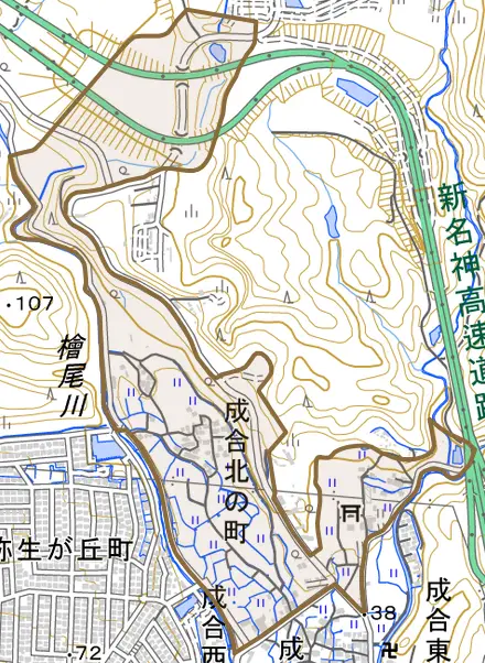 成合北の町とその周辺の地図。町の範囲を重ねている