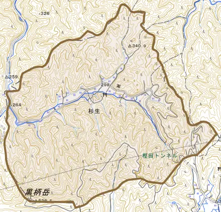 大字杉生とその周辺の地図。町の範囲を重ねている