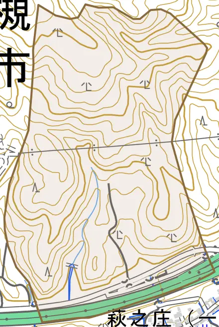 大字萩之庄とその周辺の地図。町の範囲を重ねている