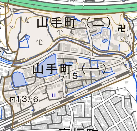 山手町とその周辺の地図。町の範囲を重ねている