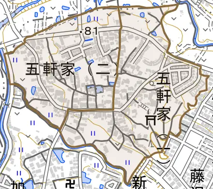 五軒家とその周辺の地図。町の範囲を重ねている