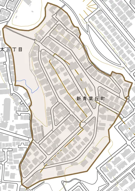 新青葉丘町とその周辺の地図。町の範囲を重ねている
