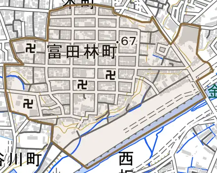 富田林町とその周辺の地図。町の範囲を重ねている