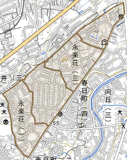 永楽荘とその周辺の地図。町の範囲を重ねている
