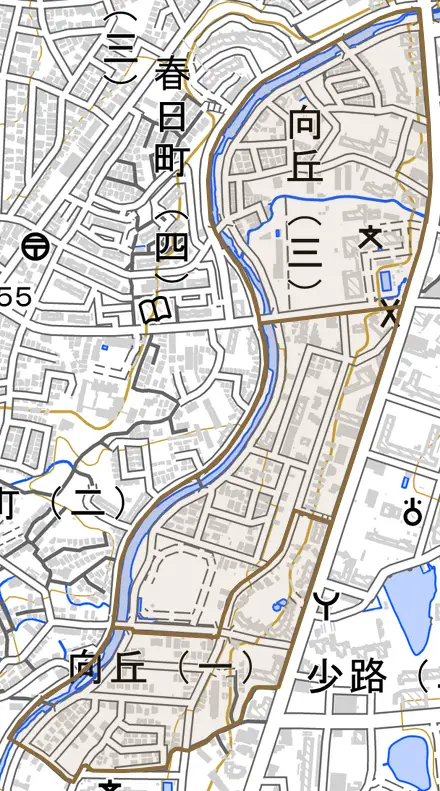 向丘とその周辺の地図。町の範囲を重ねている
