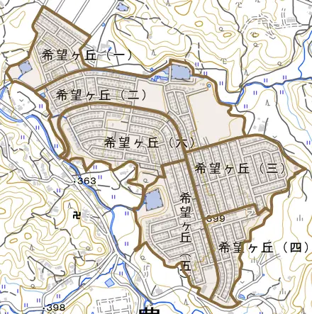 希望ケ丘とその周辺の地図。町の範囲を重ねている