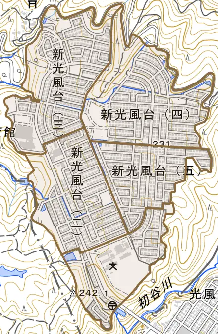 新光風台とその周辺の地図。町の範囲を重ねている
