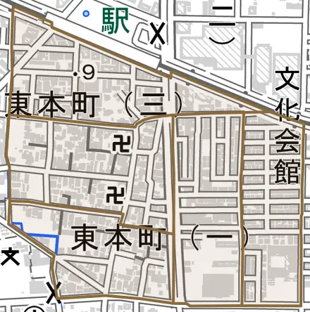 東本町とその周辺の地図。町の範囲を重ねている
