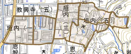 垣内とその周辺の地図。町の範囲を重ねている