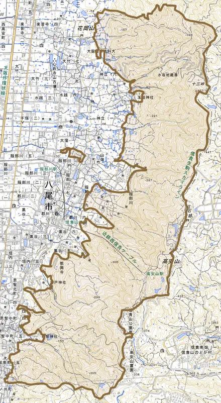 大字服部川とその周辺の地図。町の範囲を重ねている