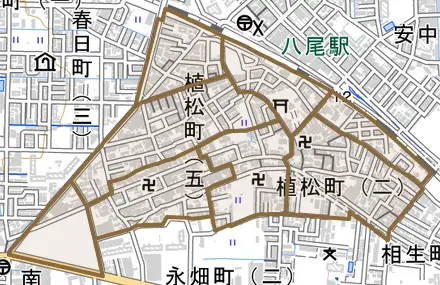 植松町とその周辺の地図。町の範囲を重ねている