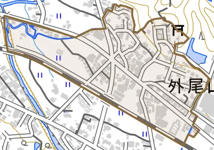 外尾山とその周辺の地図。町の範囲を重ねている