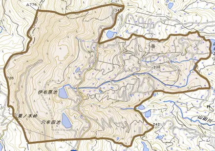 岳とその周辺の地図。町の範囲を重ねている