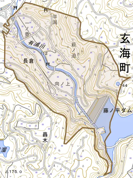 大字長倉とその周辺の地図。町の範囲を重ねている
