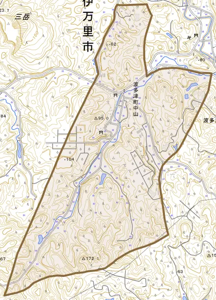 波多津町中山とその周辺の地図。町の範囲を重ねている