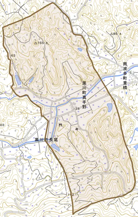 黒川町真手野とその周辺の地図。町の範囲を重ねている