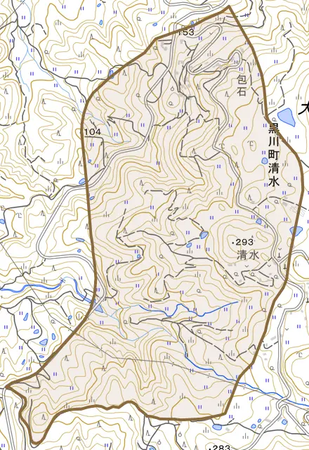 黒川町清水とその周辺の地図。町の範囲を重ねている