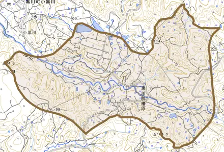 黒川町椿原とその周辺の地図。町の範囲を重ねている
