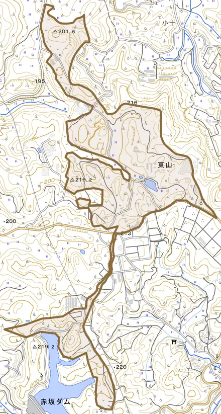 東山とその周辺の地図。町の範囲を重ねている