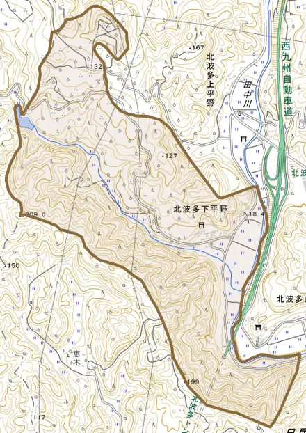 北波多下平野とその周辺の地図。町の範囲を重ねている